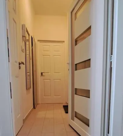 Jelena Apartman アパート *